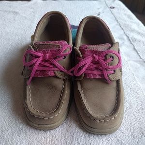 Brown and pink toddler Speerry